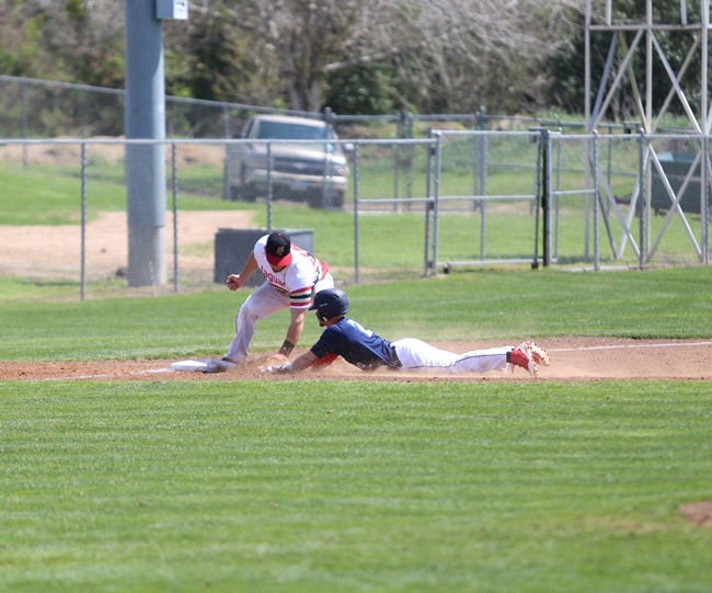 Baseball Falls to CSJ 7-1